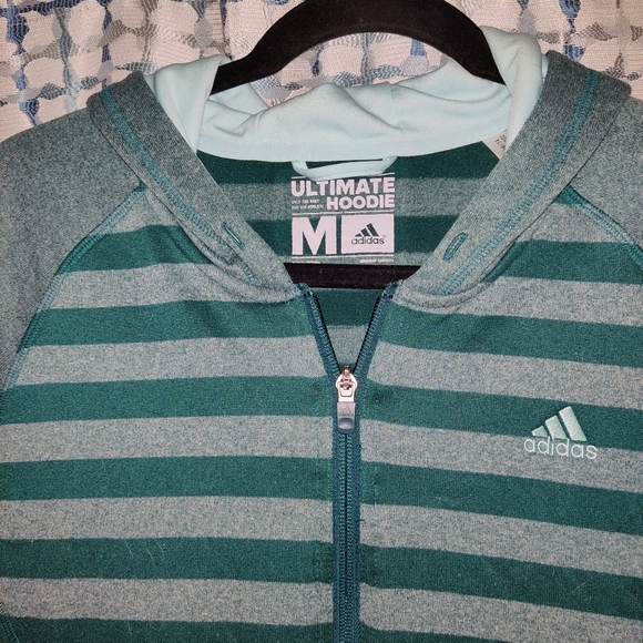 Women's size medium Adidas hoodie - Picture 2 of 4